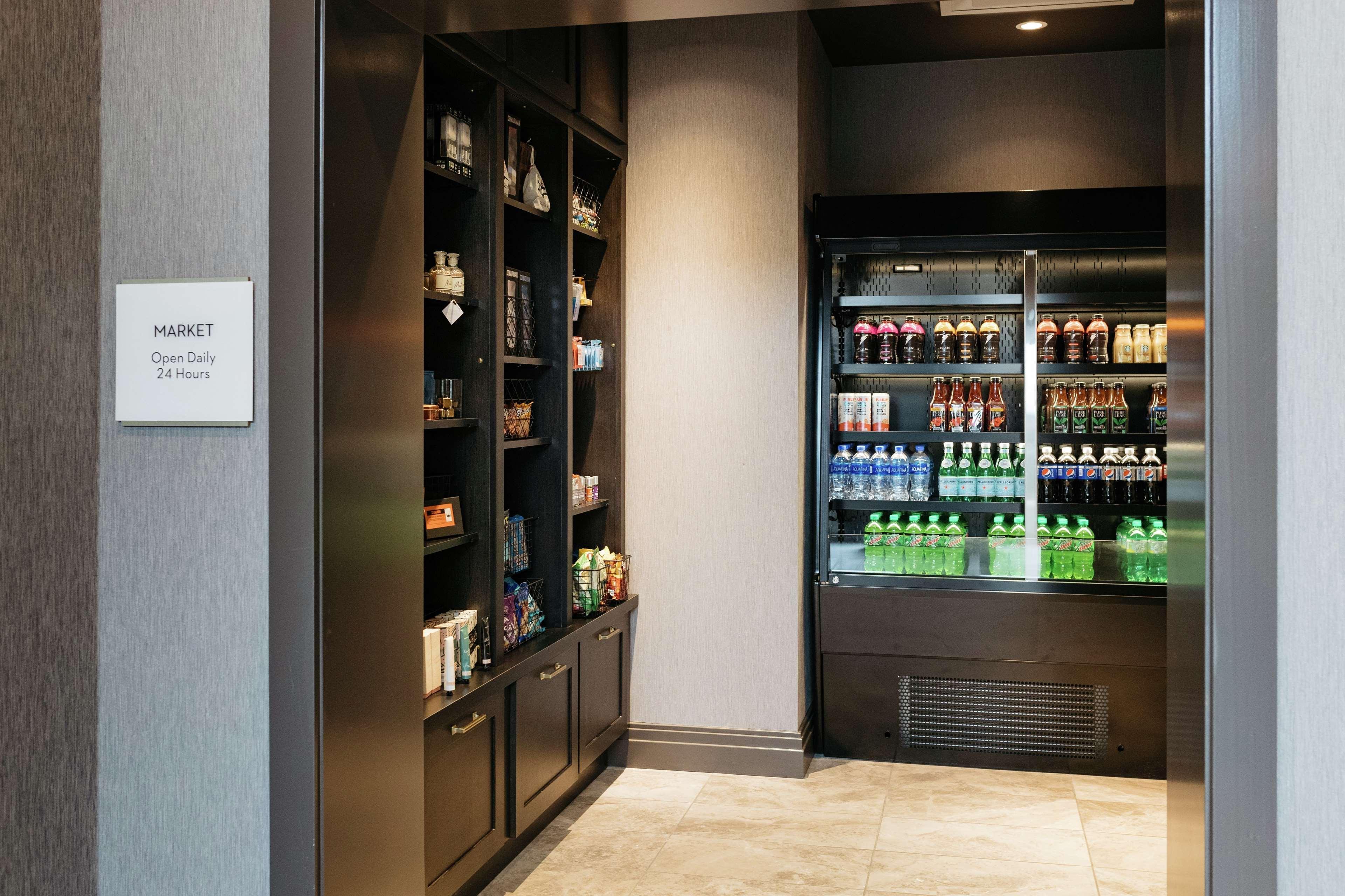The Axis Moline Hotel, Tapestry Collection By Hilton Exteriér fotografie