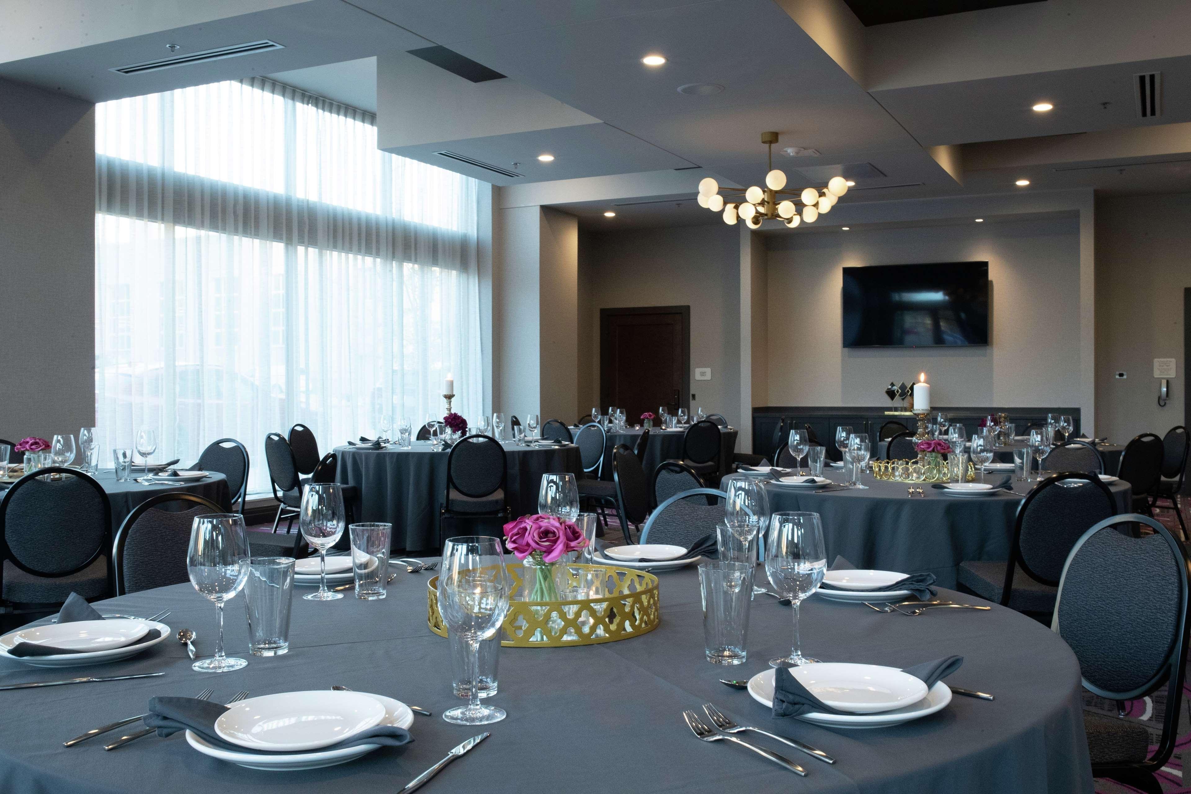 The Axis Moline Hotel, Tapestry Collection By Hilton Exteriér fotografie