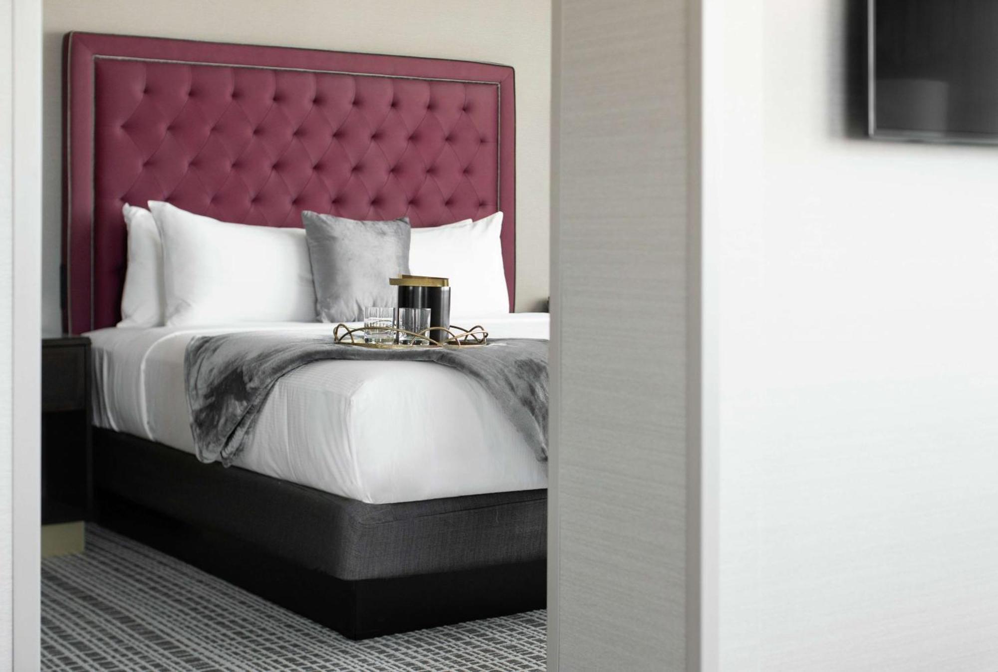 The Axis Moline Hotel, Tapestry Collection By Hilton Exteriér fotografie